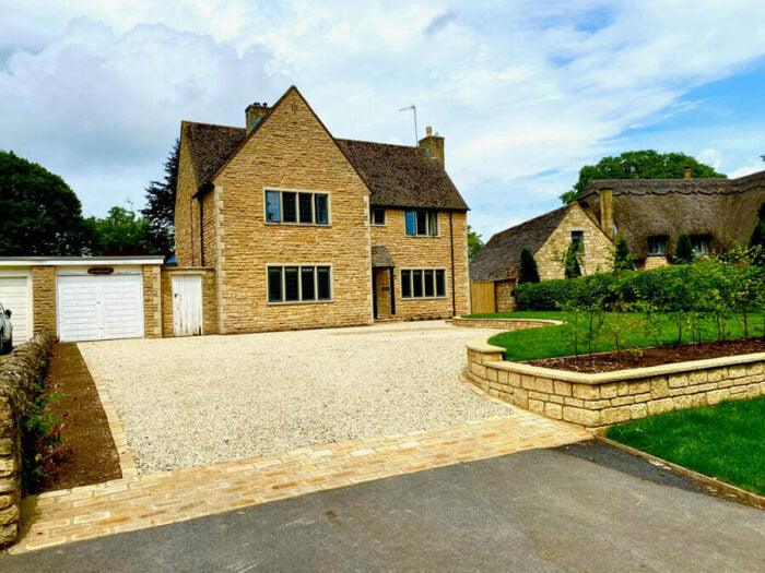 10 - 20mm Cotswold Stone Chippings - Zestio