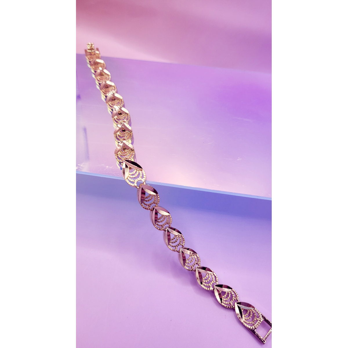Luxe Shiny Gold Link Bracelet