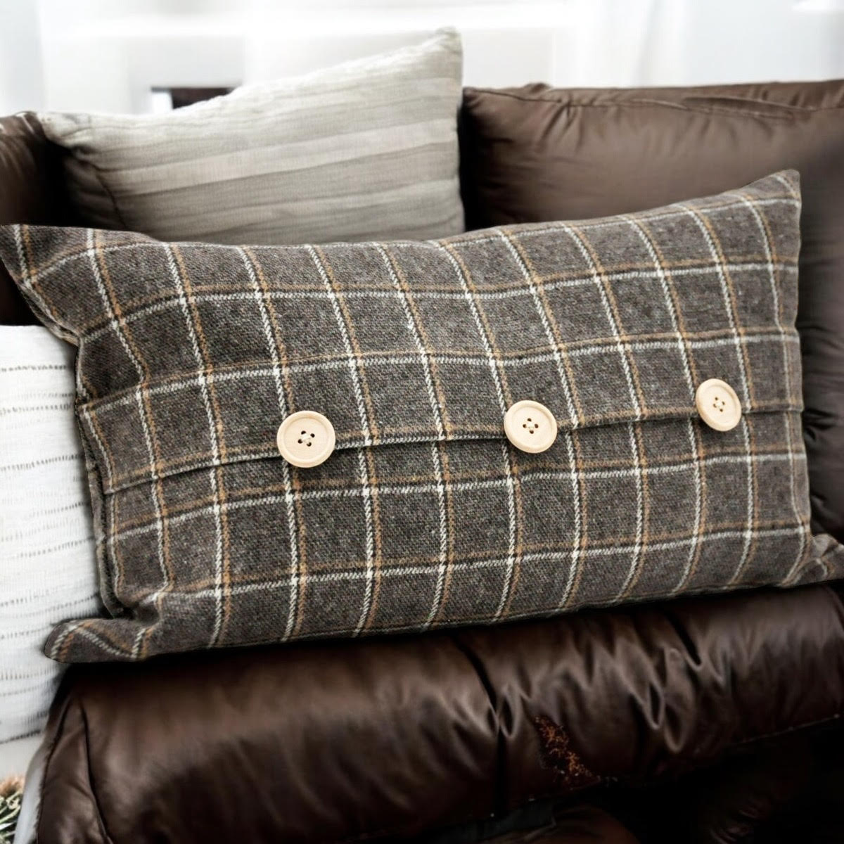 30 X 50CM BROWN VELVET CUSHION COVER ONLY