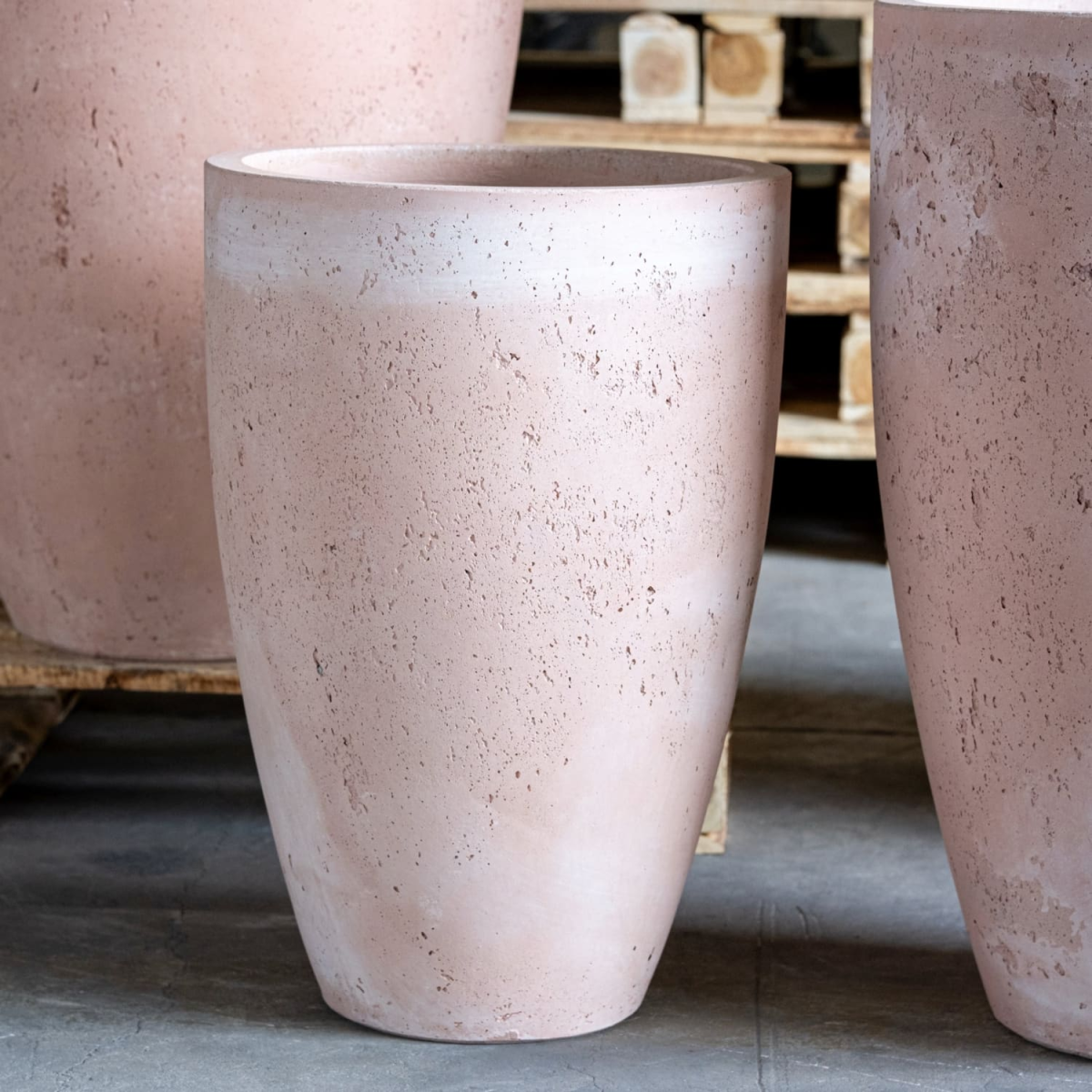 Vessara | Blushstone – 40cm Large Tall Concrete Planter – 15L Decorative Vase Pot