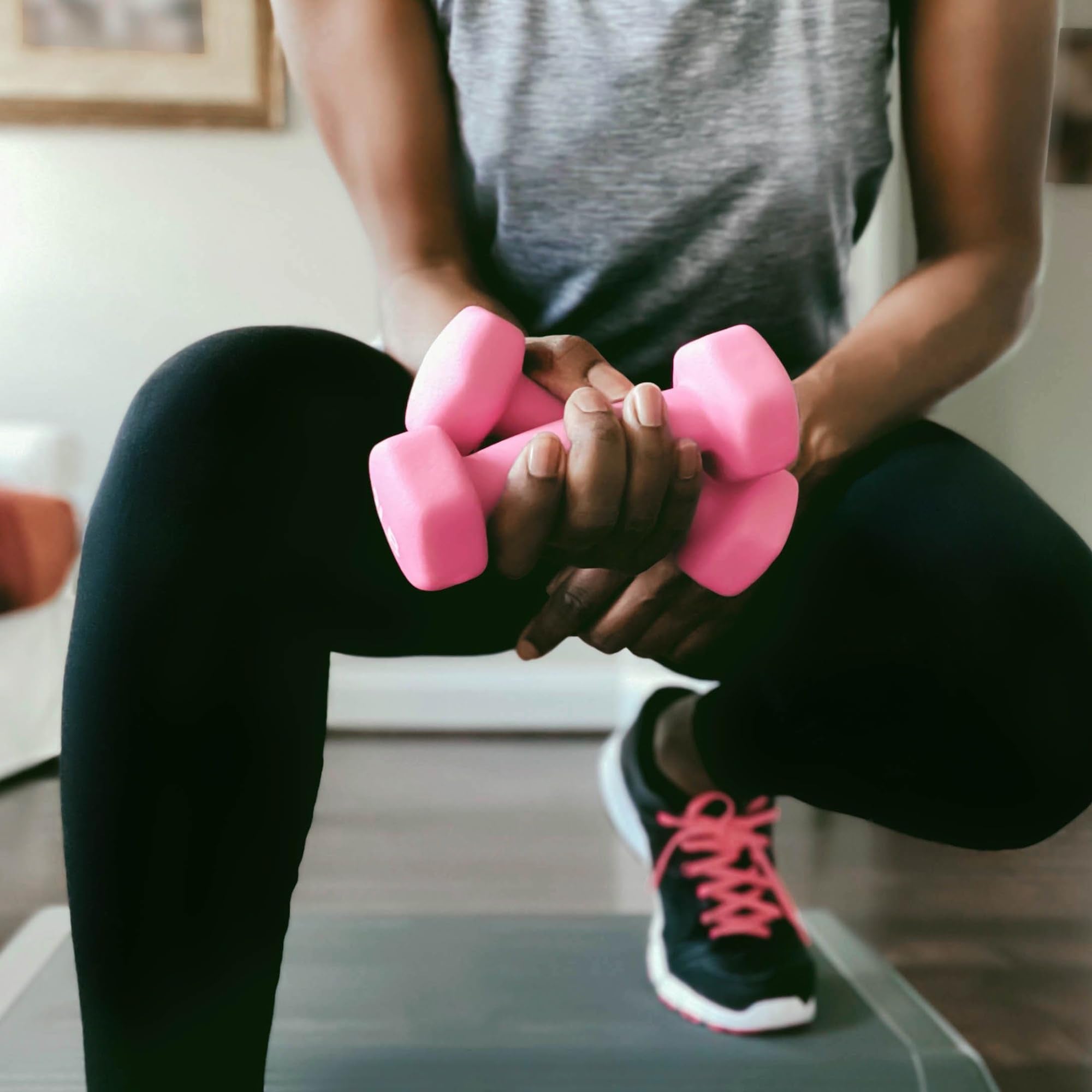 Vinyl Dumbbell Weights | Set Of Hand Weights | Home Gym Equipment | Comfortable grip (4, Kilograms)