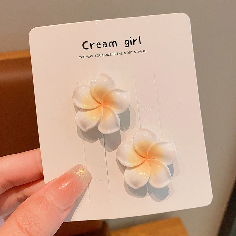 Flower Hair Clips for Women - Sweet Plumeria Barrettes & Hair Accessories