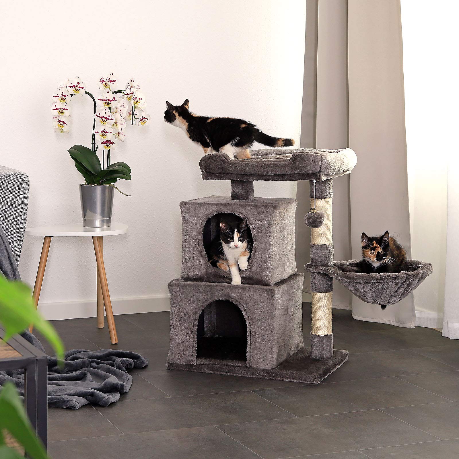 lionto Cat Scratching Post with Plush Ball Including Bell and Lounger Height 70 cm Cat Tree with Sisal & Plush, Cosy Lying Surface and Caves, Suitable