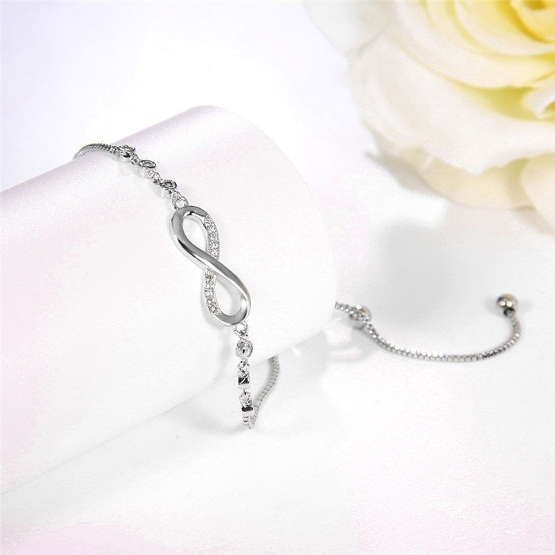 Adjustable Eight Female Bracelet