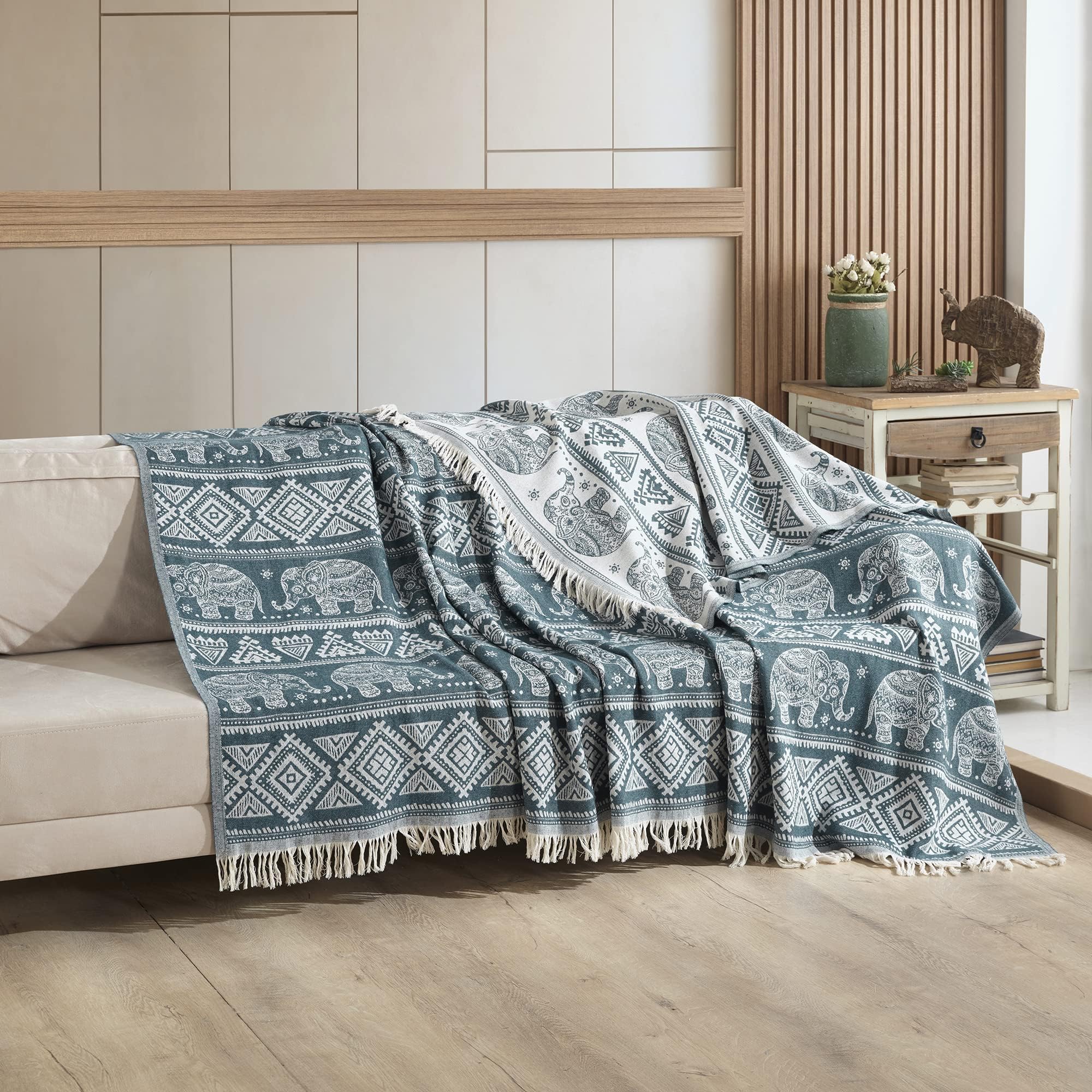 Milam London Boho Throw Blanket | Bohemian Throws For King Size Beds | Reversible Bohemian Bedding | Sofa Throw Large 3 Seater | King Size Bedspread