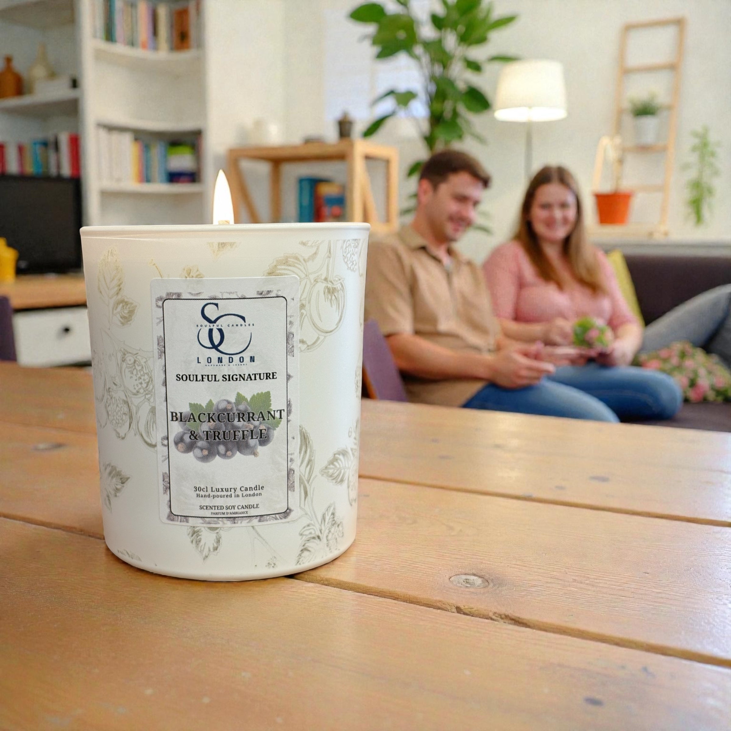 Blackcurrant & Truffle – Luxury Soy Candle (30cl)