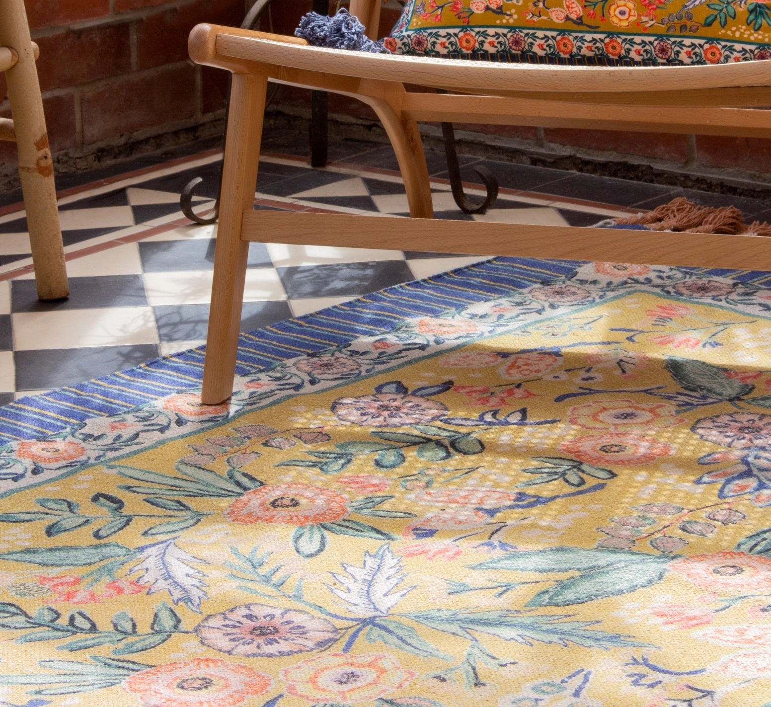 Rosa Country Floral Cotton Rug with Braided Tassel Trim