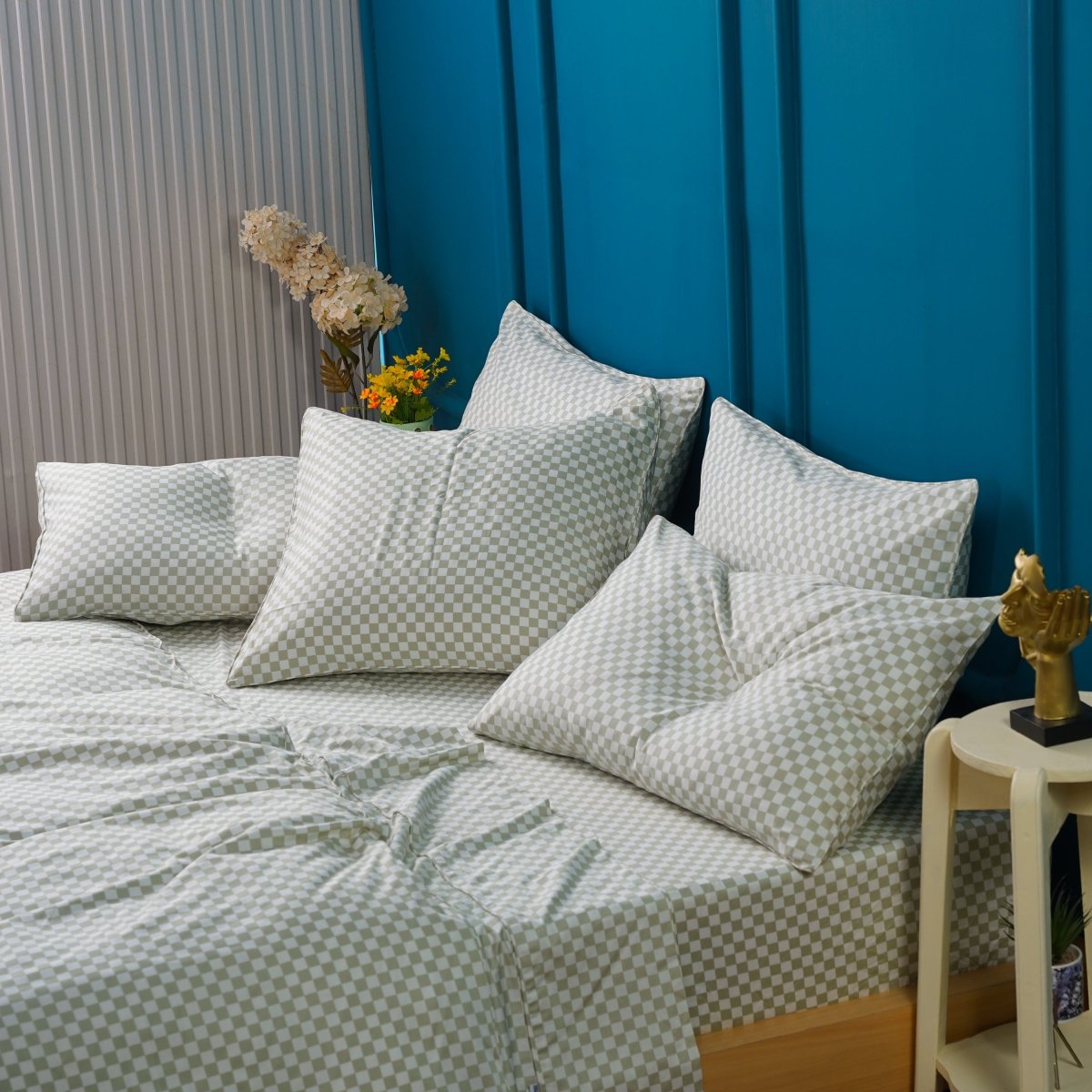 Ackly Bamboo Sage Checkered Duvet Cover Set