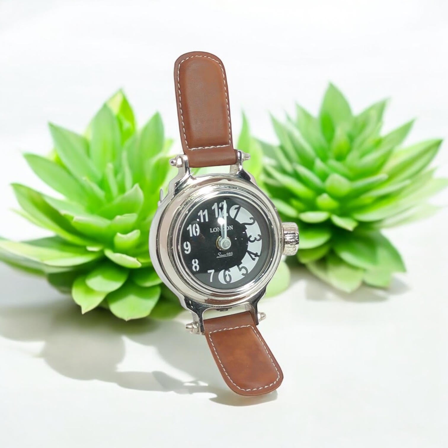 TABLE CLOCK