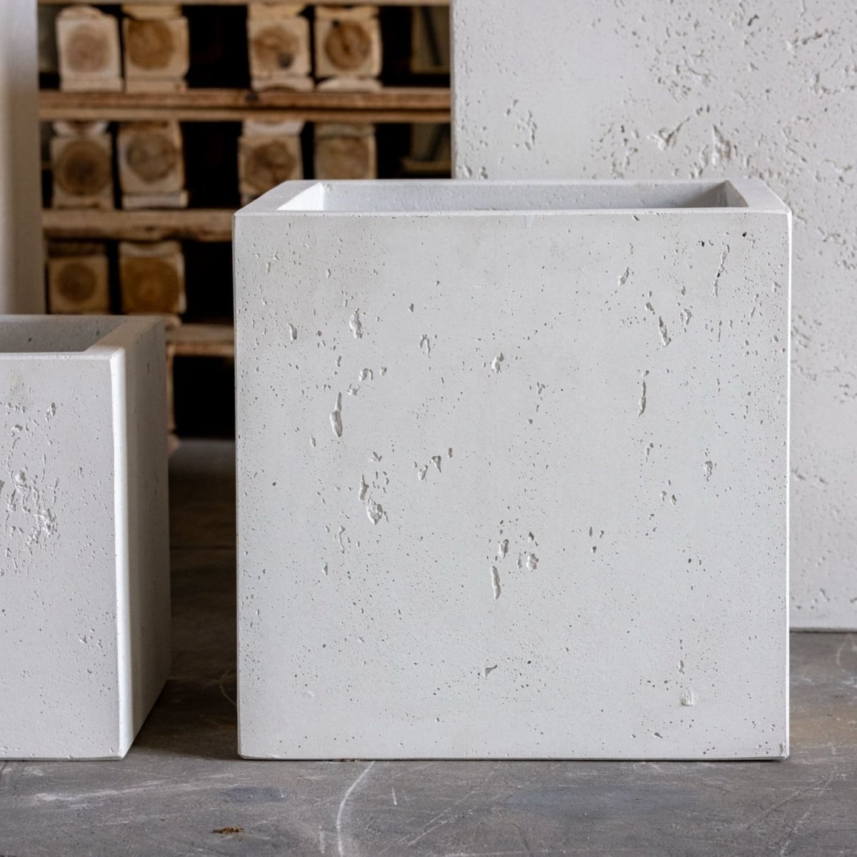 Cubrosa | White Mist – 30cm Medium Square Concrete Planter – 14L Block Plant Pot - Zestio