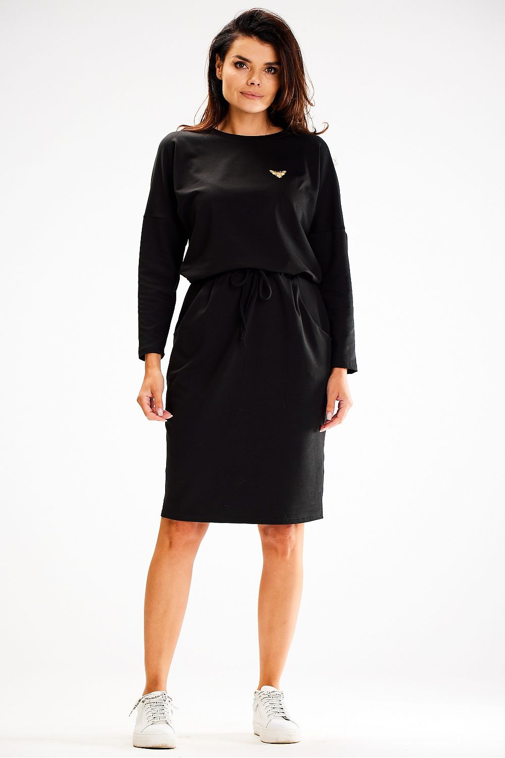 Elegant Loose Daydress with Long Sleeves, Waist Tie, Pockets, and Applique by Awama