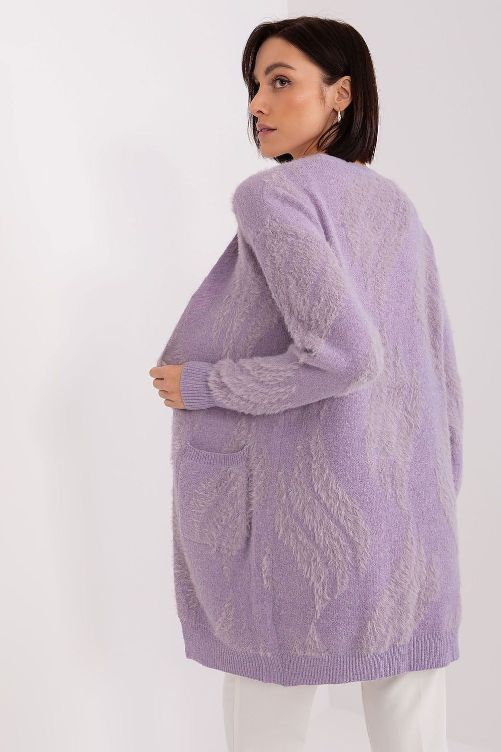 Luxurious Long Sleeve Bedspread Cardigan with Pockets in Variegated Fabric for Everyday Comfort