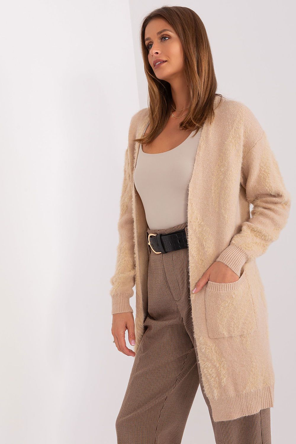 Luxurious Long Sleeve Bedspread Cardigan with Pockets in Variegated Fabric for Everyday Comfort