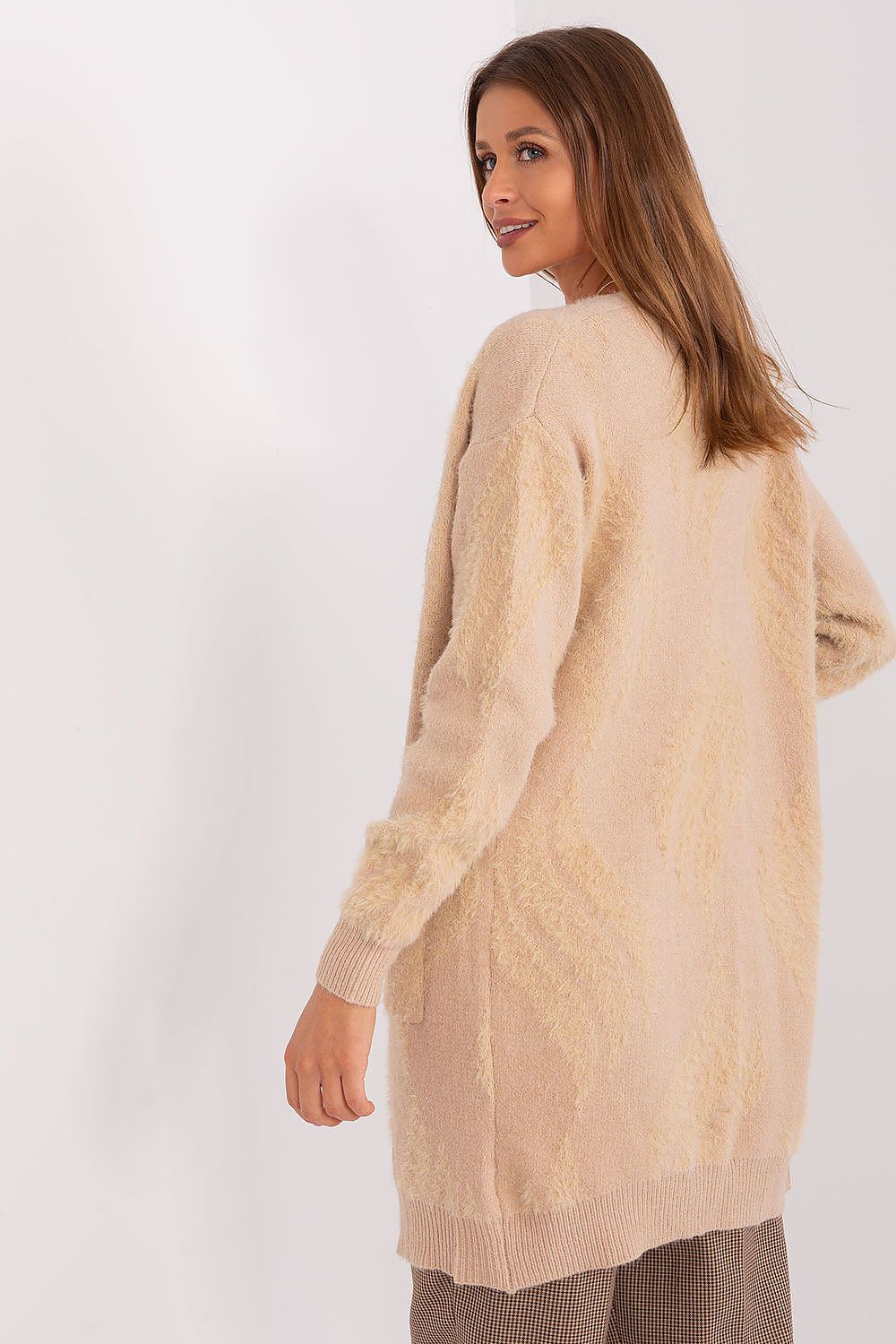 Luxurious Long Sleeve Bedspread Cardigan with Pockets in Variegated Fabric for Everyday Comfort