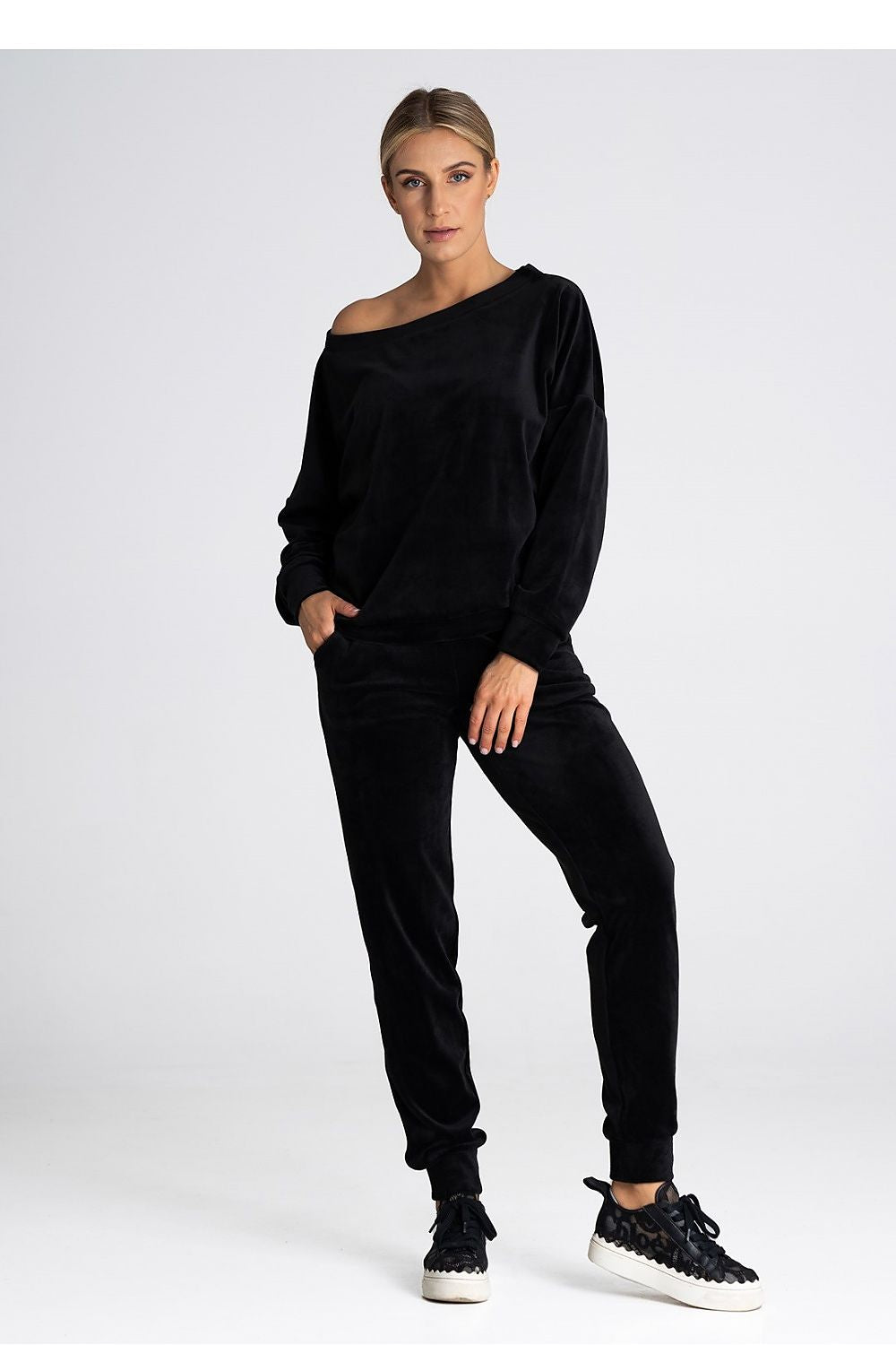 Luxury Velour Tracksuit Trousers with Elastic Waistband and Pockets by Figl