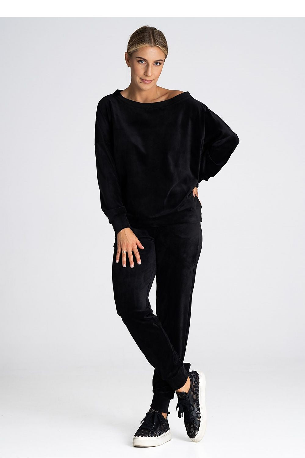 Luxury Velour Tracksuit Trousers with Elastic Waistband and Pockets by Figl