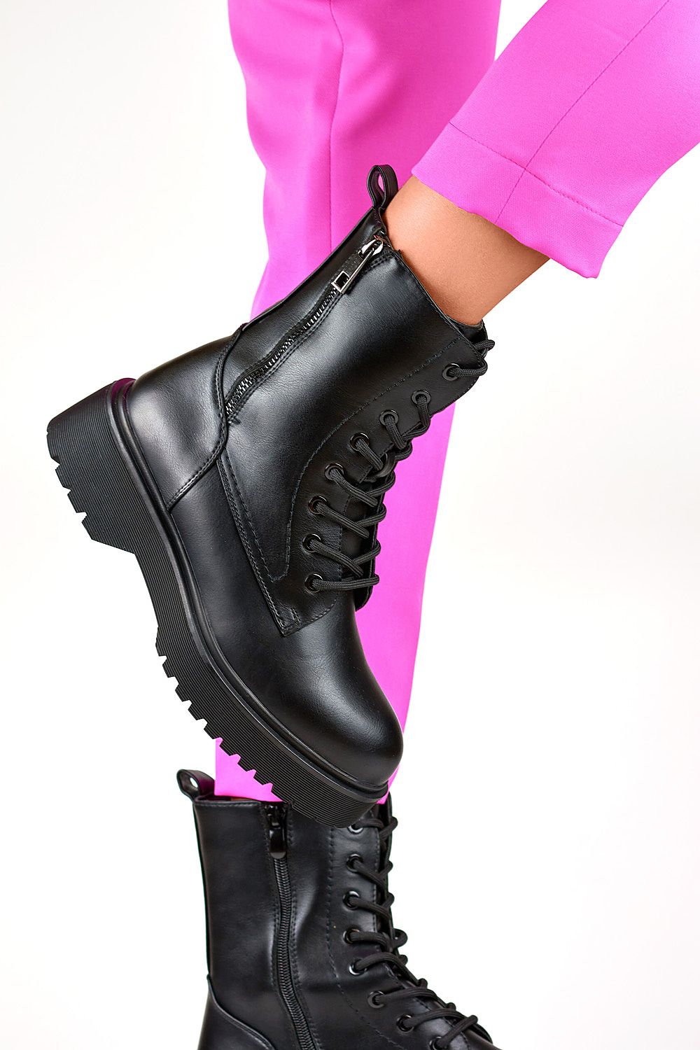 Elegant Black Bootie PRIMO - Winter-Ready Eco-Leather Baggers with Side Zipper, 17cm Height, 5cm Heel
