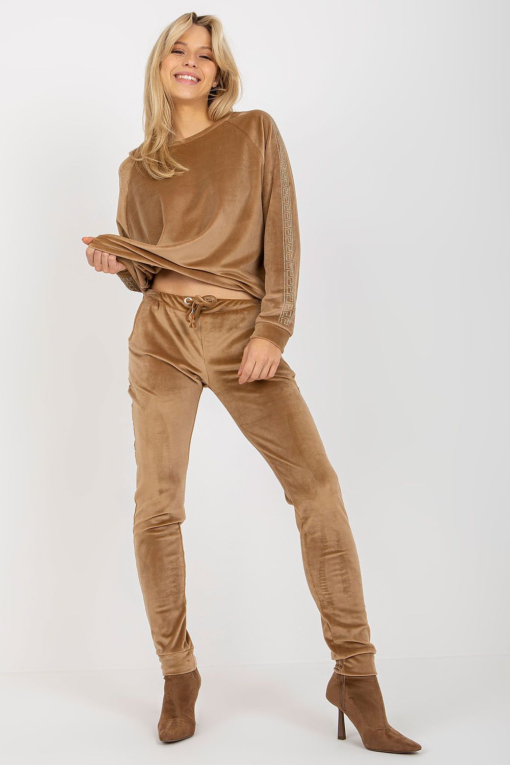 Elegant Velour Set with Rhinestone Sleeves, Blouse and Long Pants for Sophisticated Style