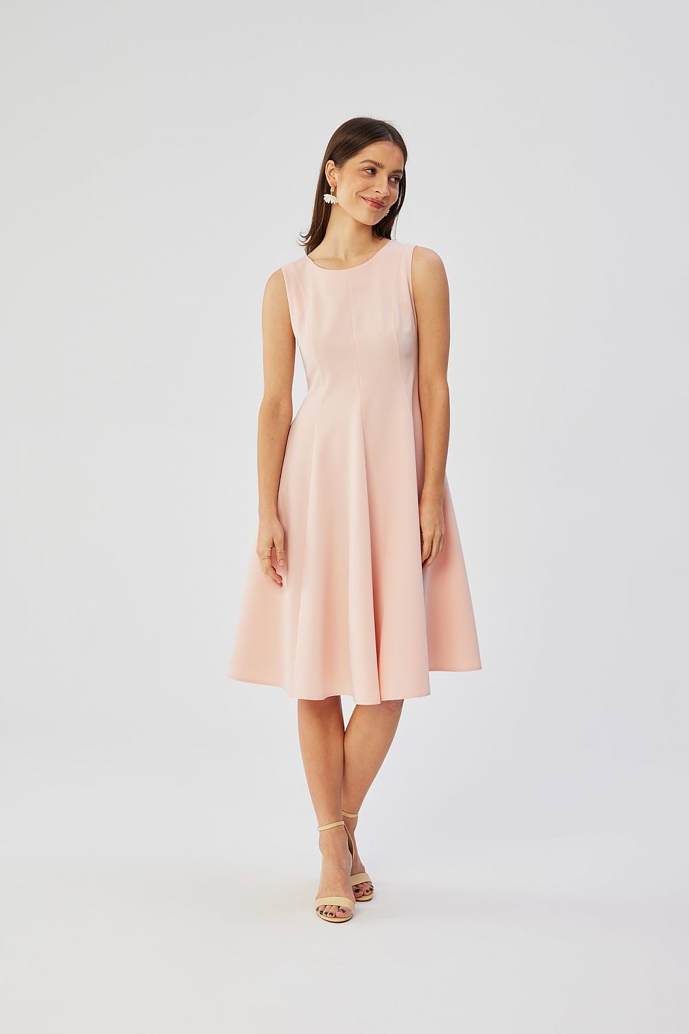 Stylove Polish Sleeveless Daydress With Fitted Cut, Side Pockets, And Elegant Dual Neckline, Sizes S-XXL