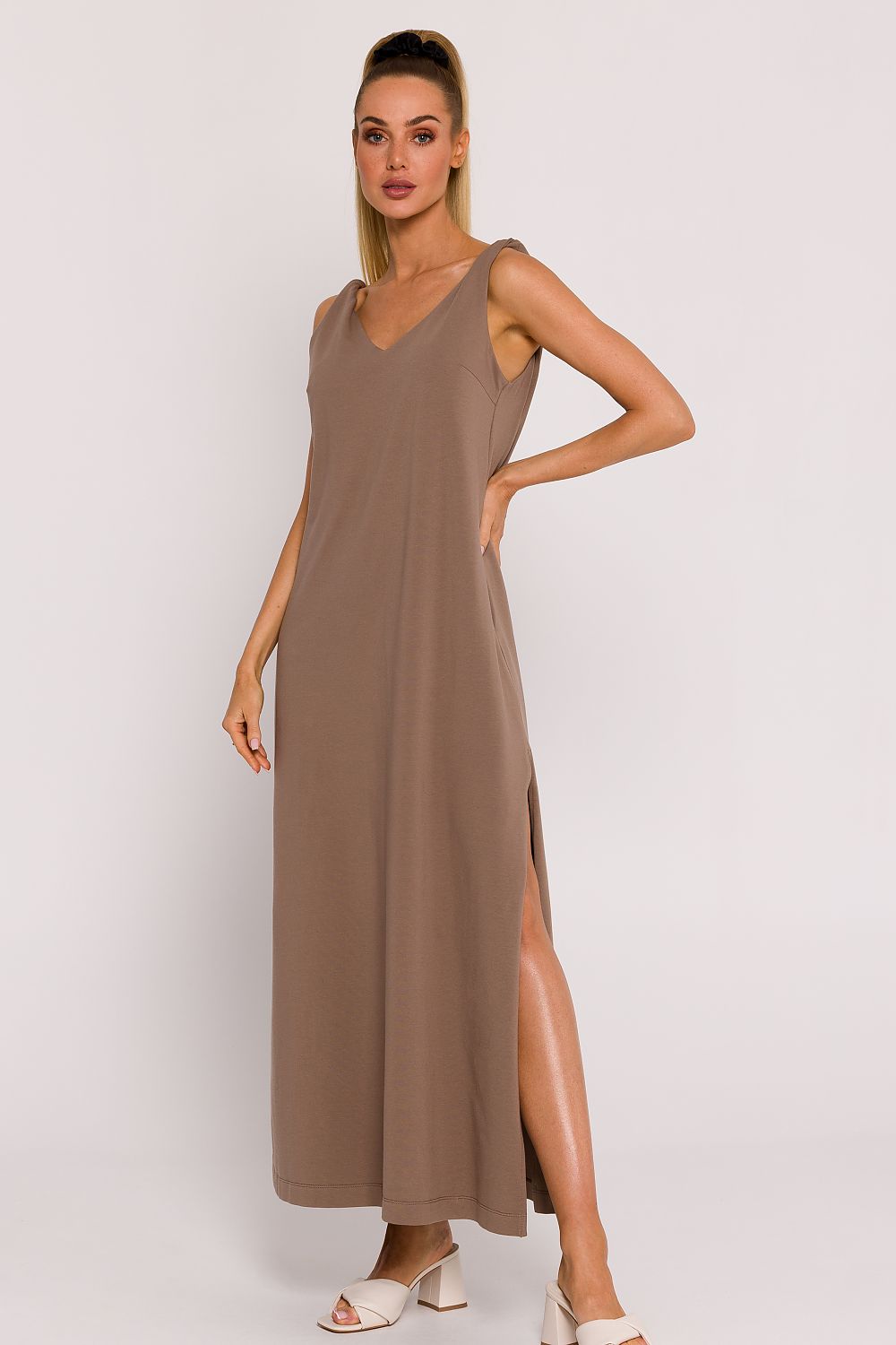 Moe Oversized Knit Dress with Twisted Shoulder Straps and Striking V-Neck Design