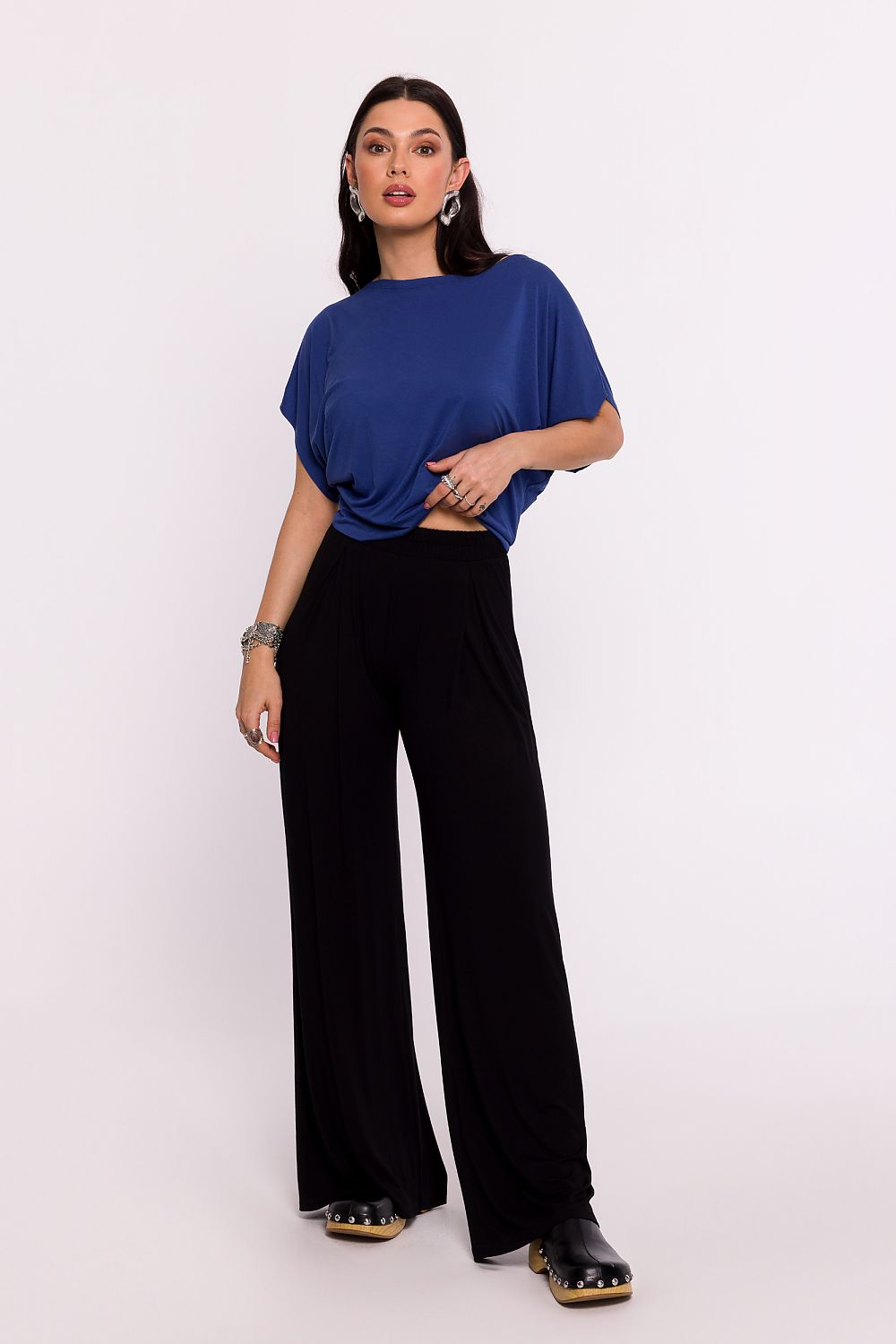 Elegant Women's Viscose Knit Trousers With Elastic Waistband - Stylish Comfort In Every Occasion