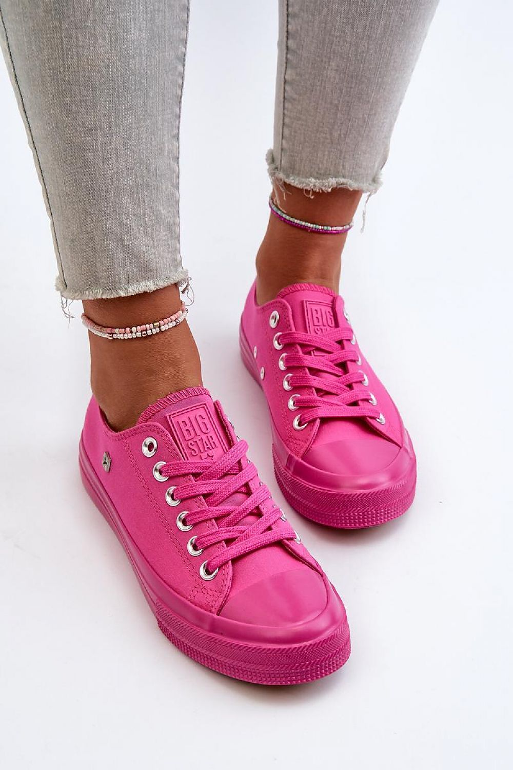 Luxury Minimalist Women's Sneakers with Comfort Rubber Sole - Stylish Footwear for Every Occasion