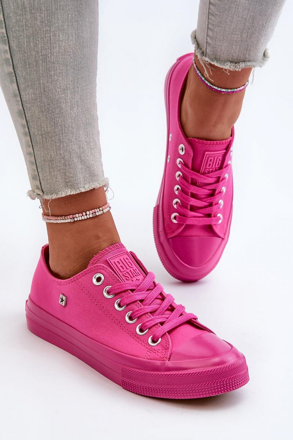Luxury Minimalist Women's Sneakers with Comfort Rubber Sole - Stylish Footwear for Every Occasion