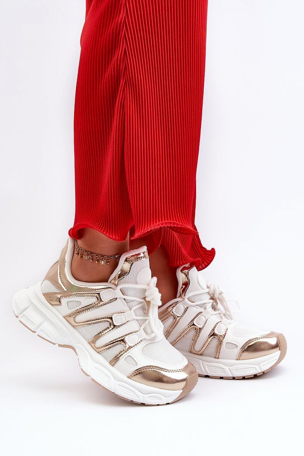 Elegant Artificial Leather Sport Shoes with Thick Sole and Removable Foam Insole for Comfort