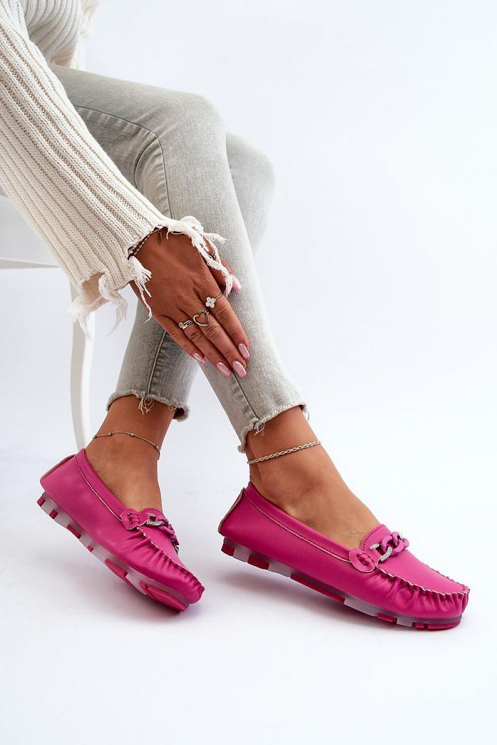 S.Barski Women's Leather Moccasins with Decorative Chain - Comfort & Style in Every Step