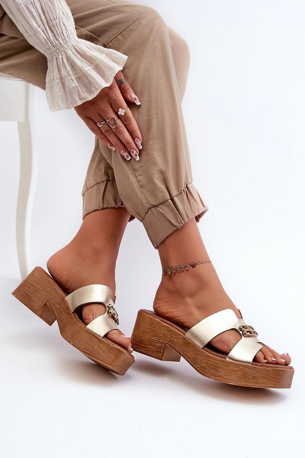 Elegant Women’s Leather Flip-Flops with Gold Ornament - Perfect Summer Footwear, 6cm Heel