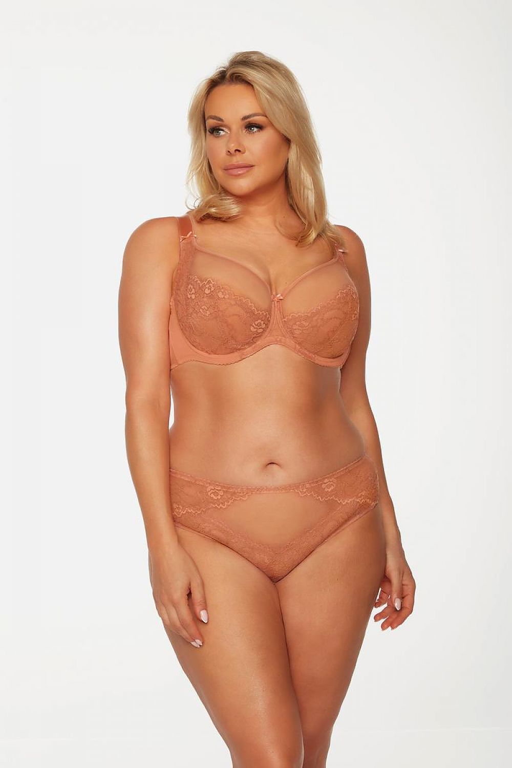 Bella Misteria Soft Bra for Fuller Shapes - Sensual Apricot Lace Lingerie with Optimal Support