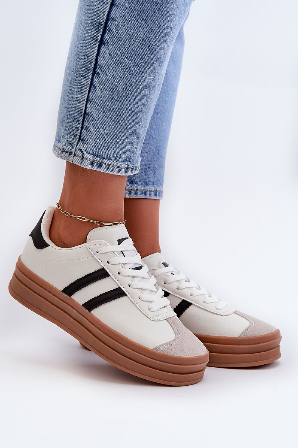 Women's Platform Sneakers with Removable Foam Insole - Stylish Comfort Footwear - EU 36-41