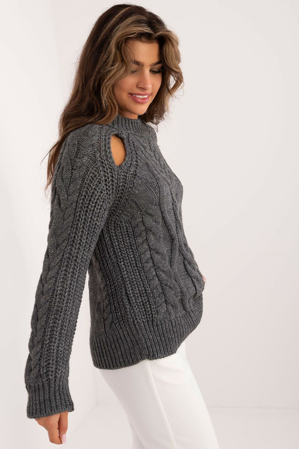 Womens Luxe Badu Jumper - Soft Acrylic Wool Blend Sweater with Classic Round Neckline