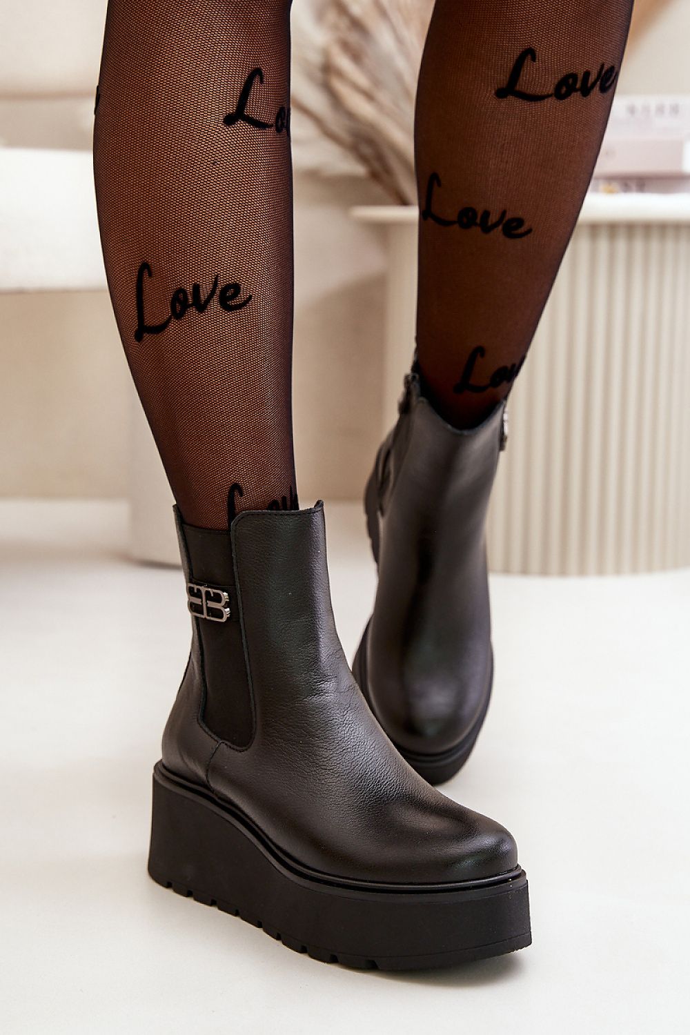 Luxury Women's Natural Suede Buskin Boots with Felt Insulation and 6.5cm Heel Height