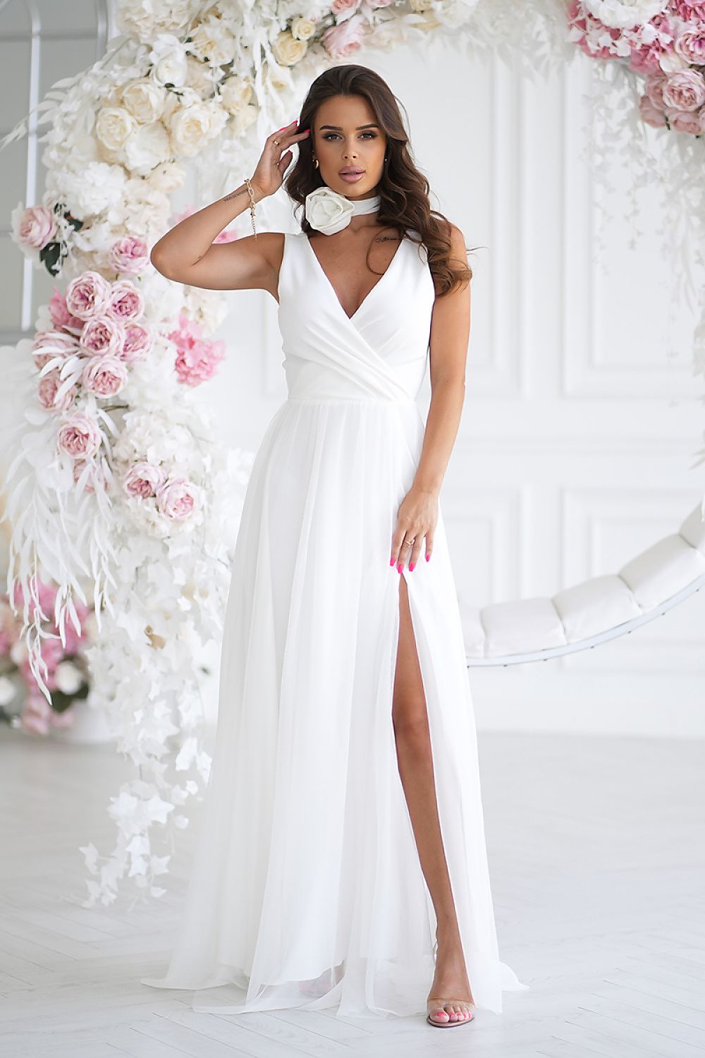 Elegant Long Dress by Bicotone with Slit and Versatile Rose Belt - Perfect for Any Occasion