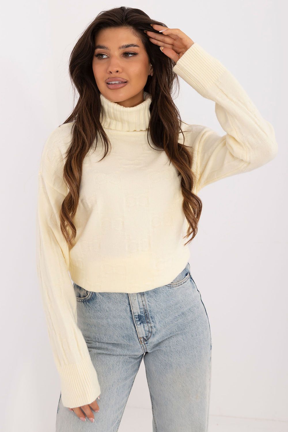 Elegant Long Sleeve Jumper with Decorative Cuffs and Distinctive Print - Classic Round Neck Sweater