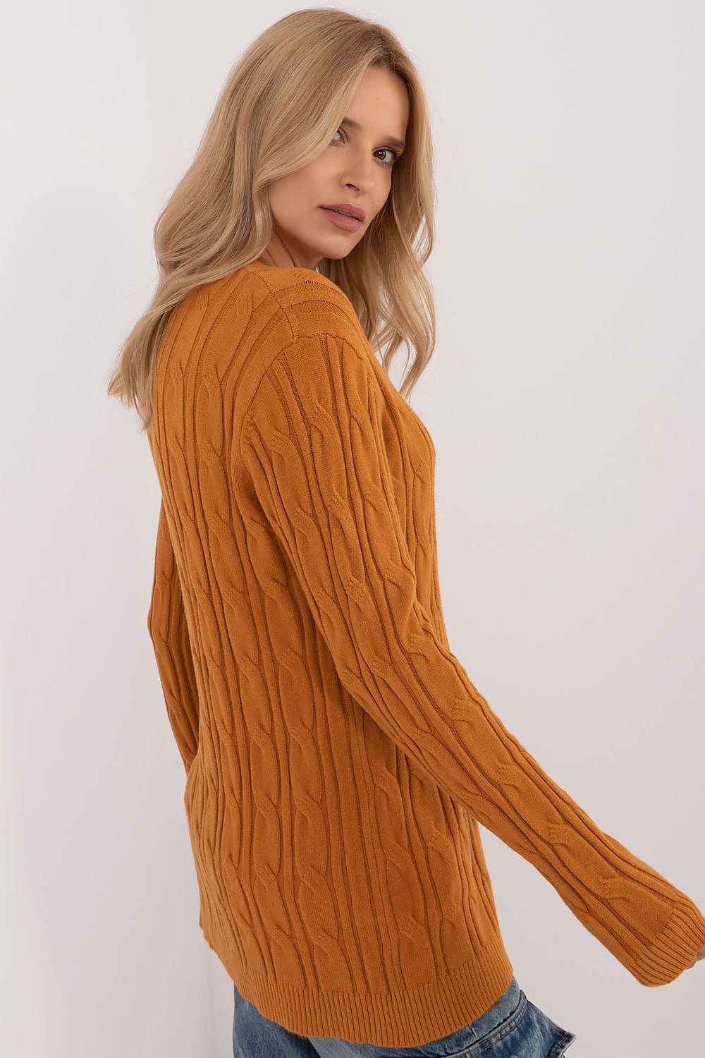 Women's AT Casual Sweater - Soft Viscose Blend, Long Sleeves, Classic Round Neckline, Versatile Style
