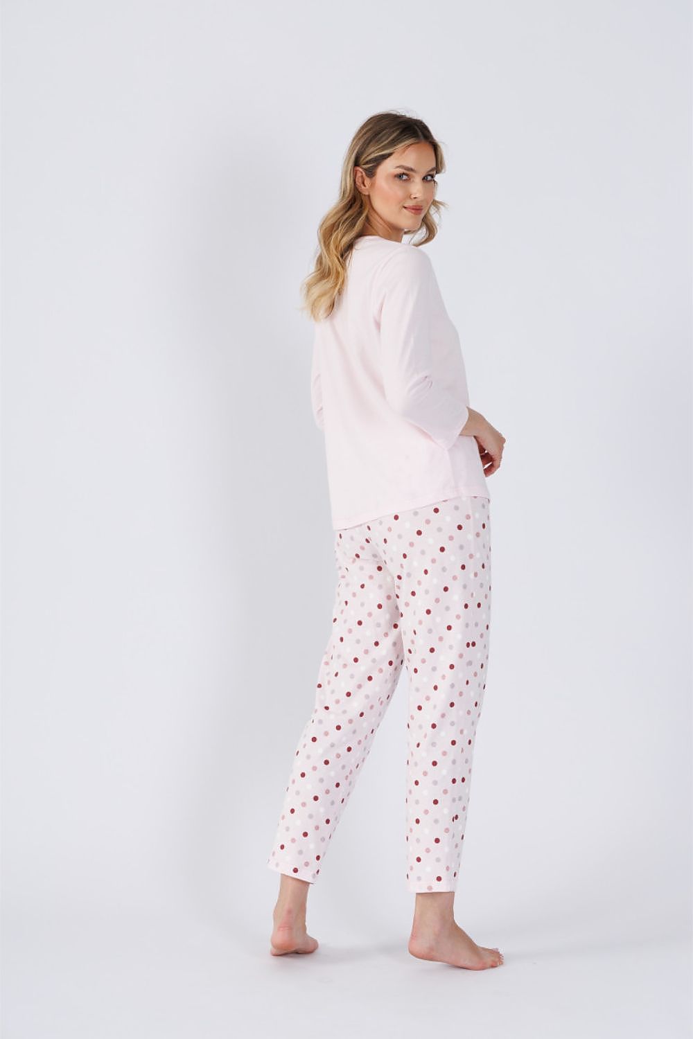 Luxurious Women's Cotton Pyjama Set with 3/4 Sleeve Blouse and 7/8 Pants - M-Max