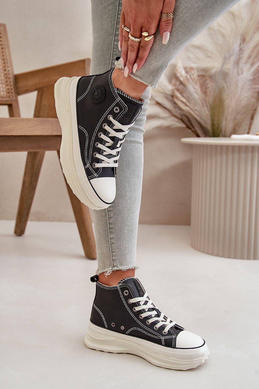 Elevate Your Look with Big Star Women's PU Sneakers - 4.5Cm Platform, Timeless Style, Ultimate Comfort