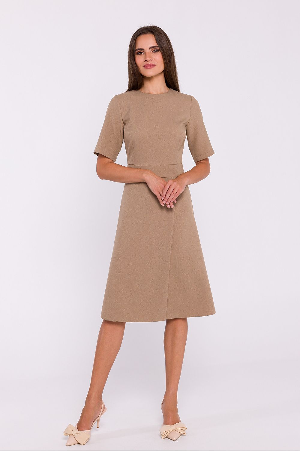 Stylove Lightweight Daydress with Double Trapeze Hem, Elegant Short Sleeves & Minimalist Design