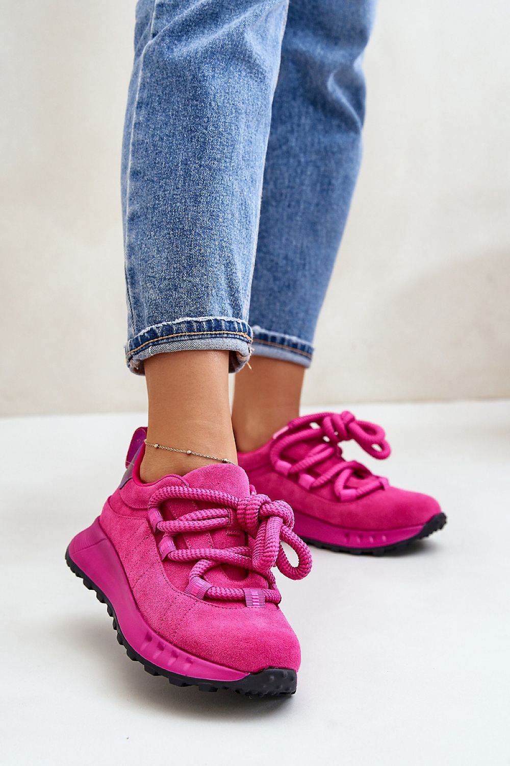 Luxury Women's Suede Sneakers with Platform and Thick Lacing - Comfortable Everyday Wear