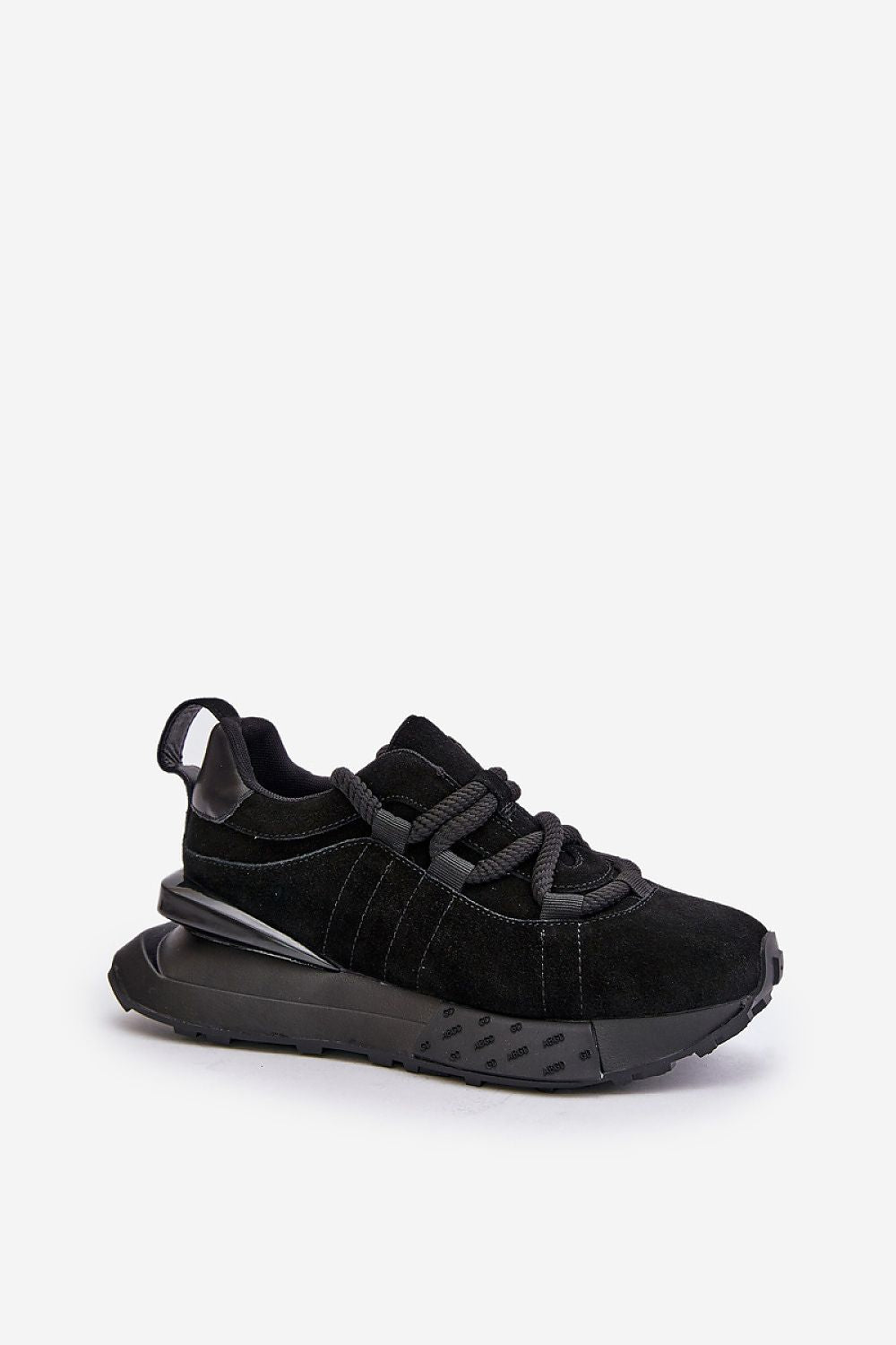 Luxury Women's Suede Sneakers with Platform and Thick Lacing - Comfortable Everyday Wear