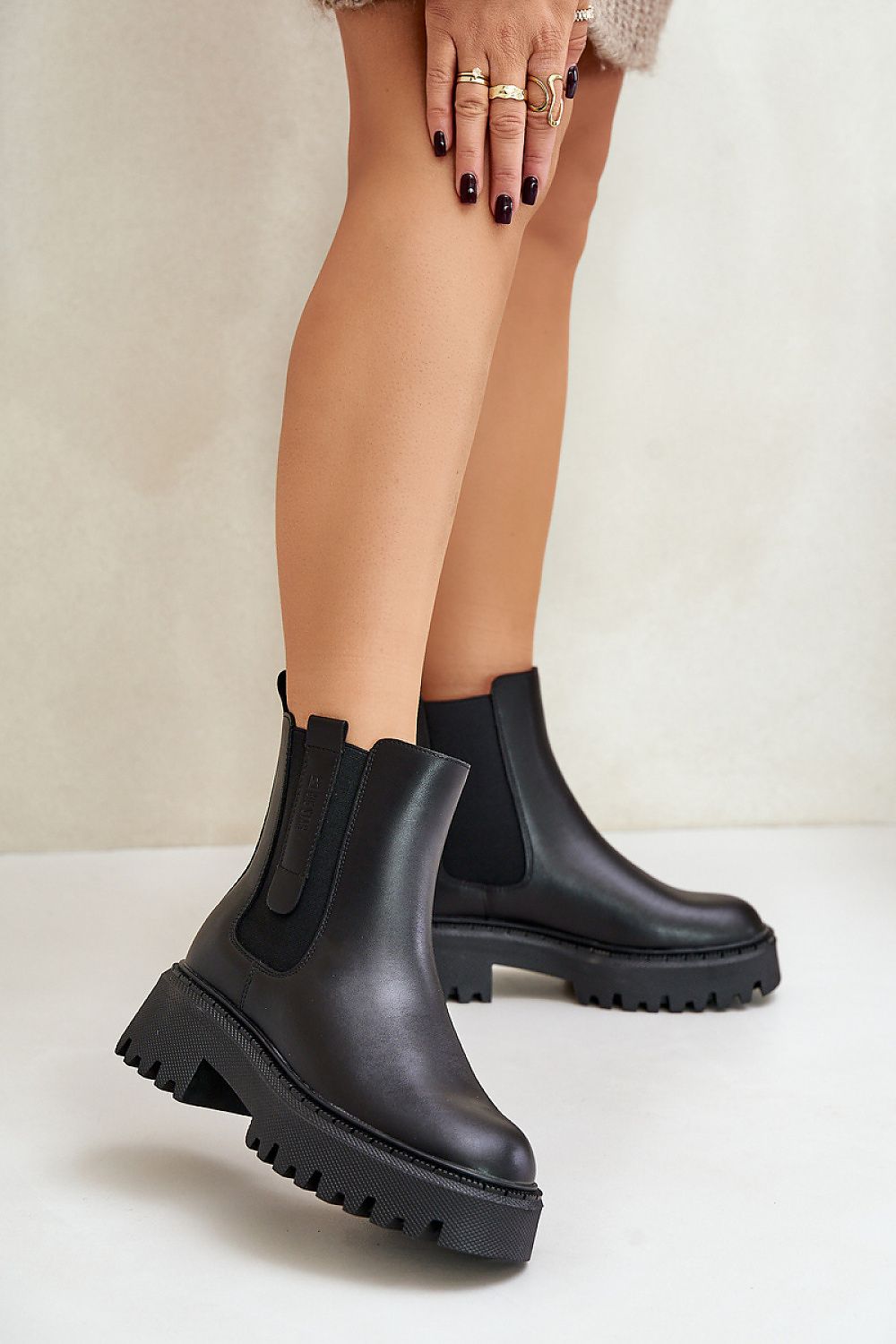 Luxury Jodhpur Slip-On Boots in Natural Leather with Flat Heel, Warm Interior – Sizes EU 36-40