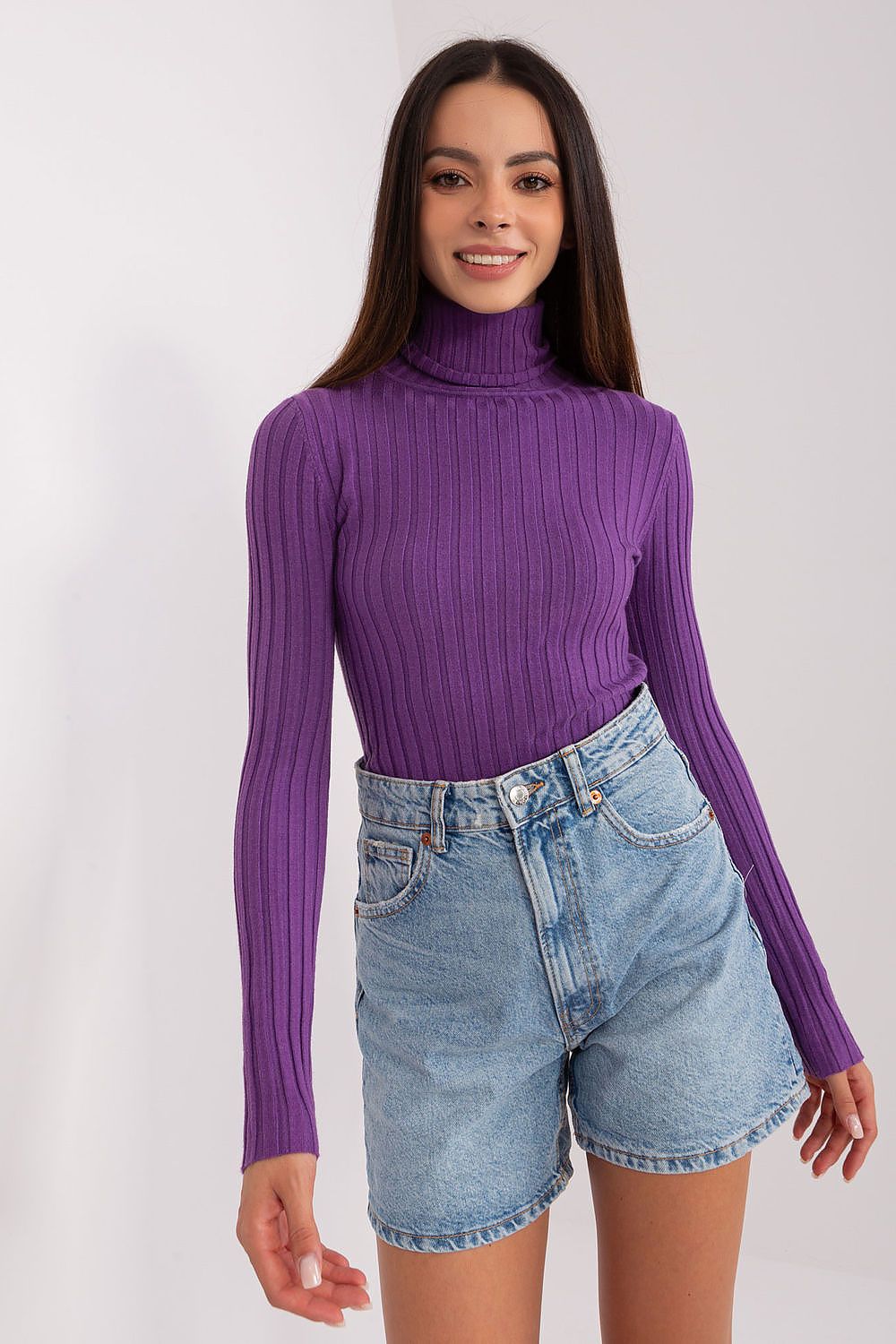 Luxury Viscose Turtleneck Sweater with Ribbed Fabric - Elegant Comfort for Work and Everyday Wear
