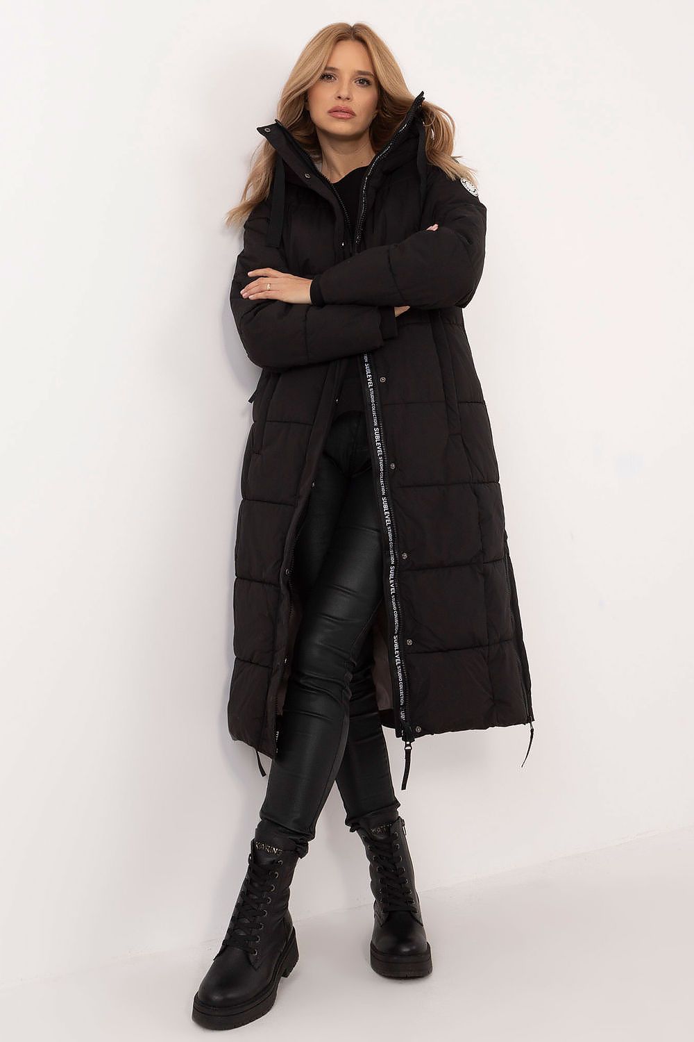 Stylish Long Women's Coat with Hood & Embroidery - Sizes S to XXL - Perfect for Autumn/Winter