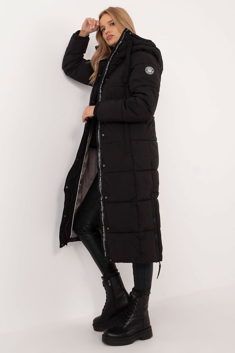 Stylish Long Women's Coat with Hood & Embroidery - Sizes S to XXL - Perfect for Autumn/Winter
