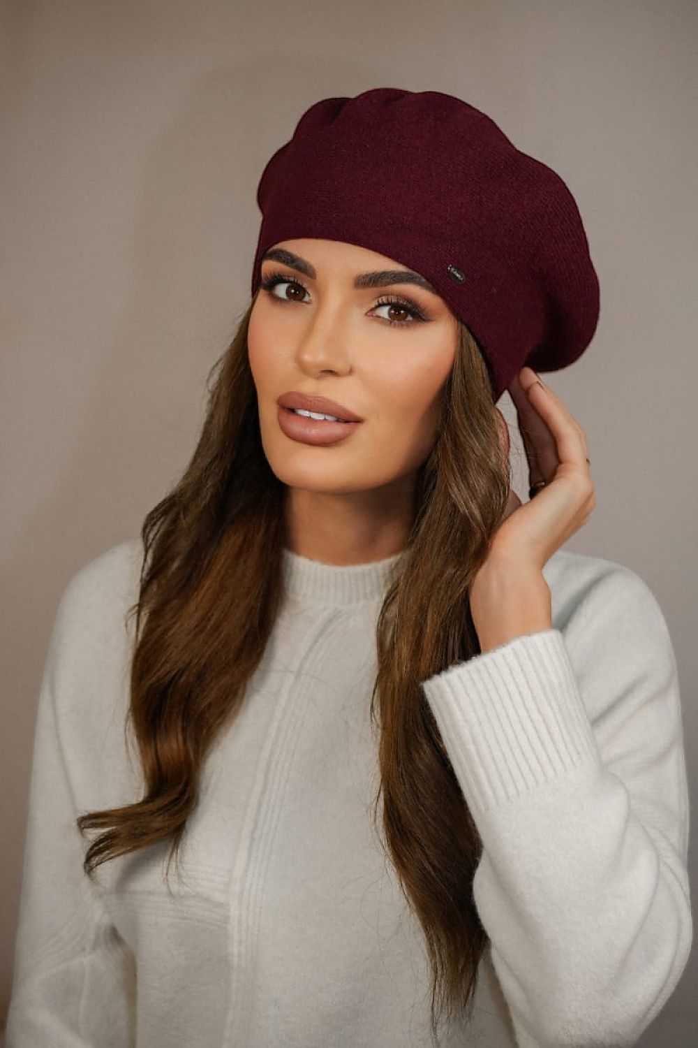 Premium Elegant Kamea Women's Wool Beret in Rich Burgundy, Classic Winter Accessory
