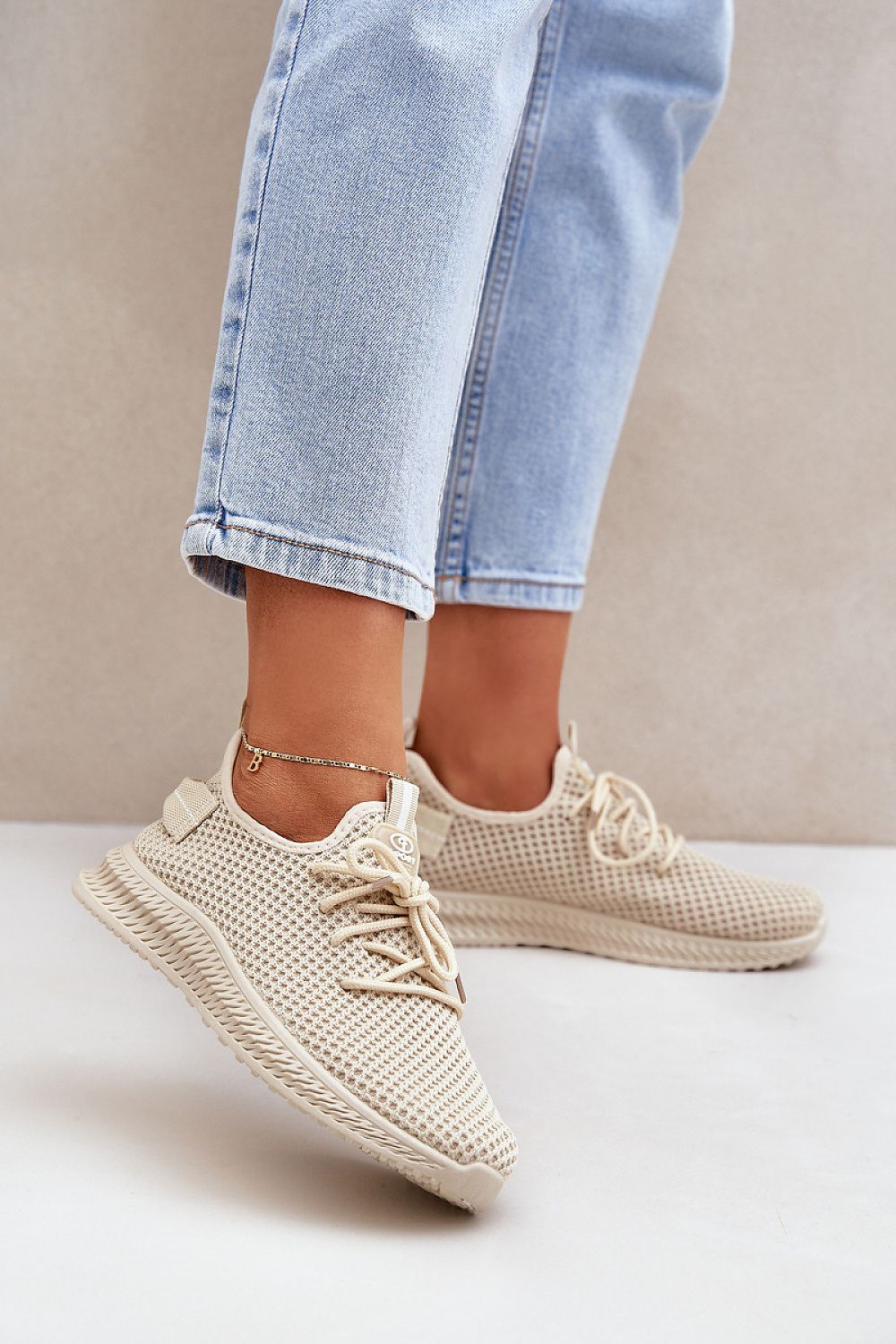 Step In Style Women's Mesh Slip-On Sports Shoes, EU 36-41, Comfortable Cushioning & Grip
