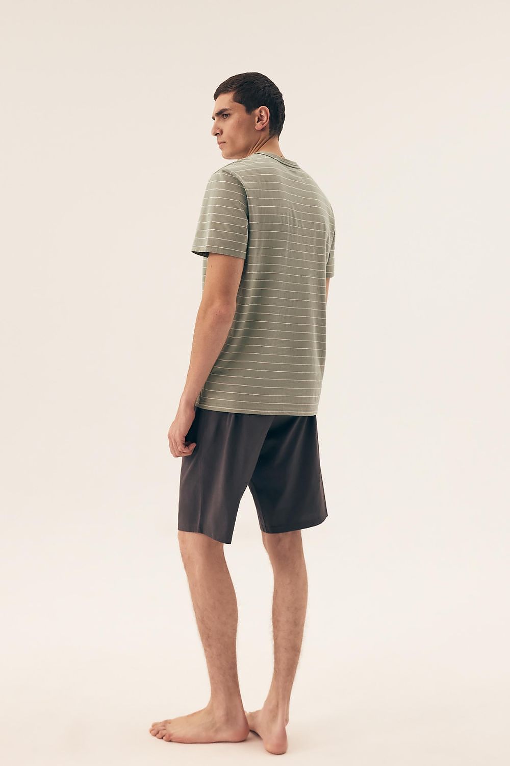 Luxury Henderson Men's Cotton Pyjamas Set with V-Neck Shirt and Shorts, Sizes M-XXXL