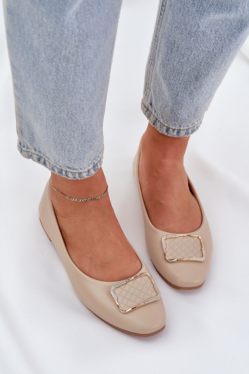 Luxurious Eco Leather Ballet Flats for Women, Sizes EU 36-41, Elegant Comfort with Stylish Decoration